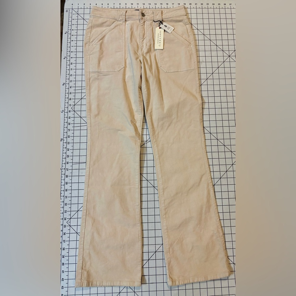 NWT Sanctuary Stitch Fix Women’s Size 30 Corduroy Hayden Bootcut Pants
